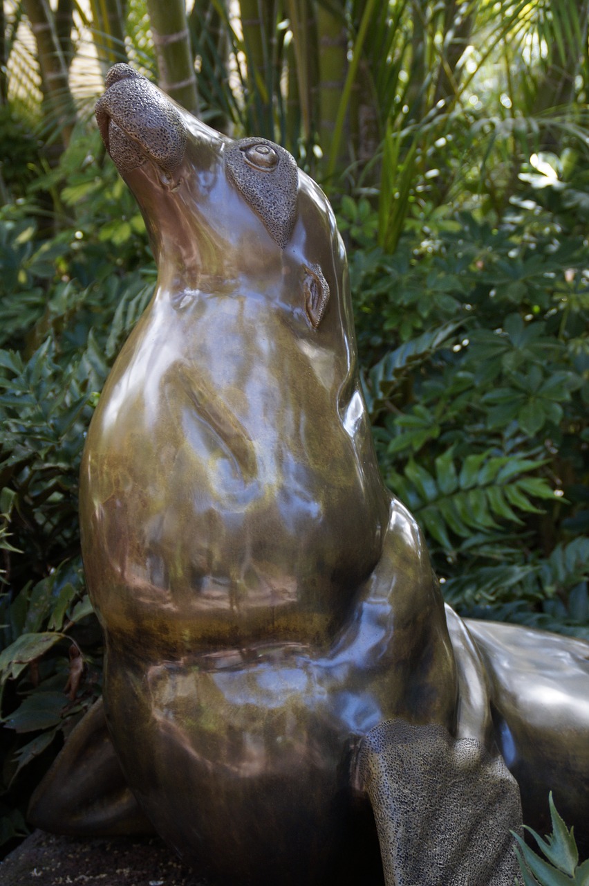 Image - sea lion statue figure sculpture