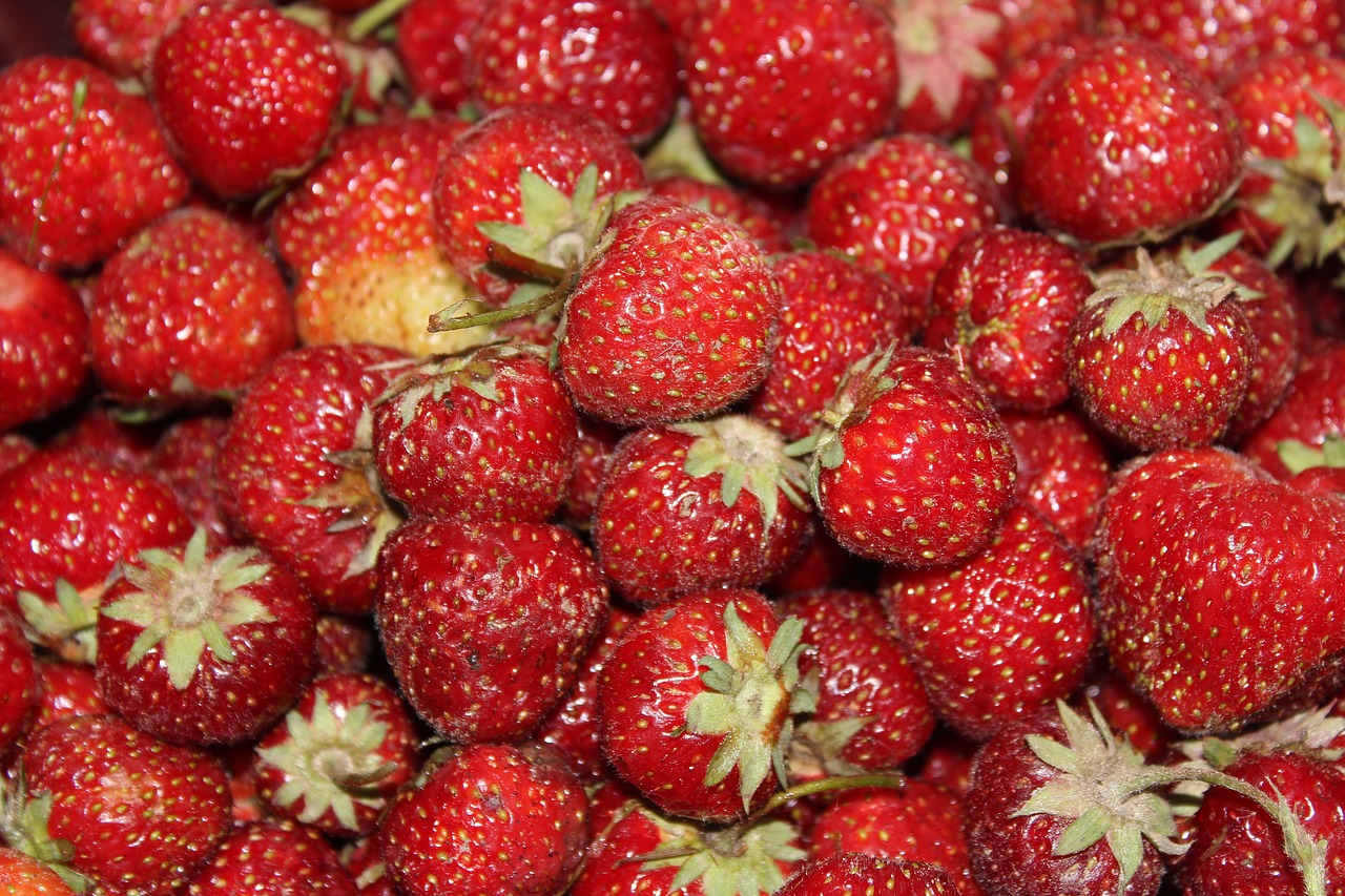 Image - strawberries village summer
