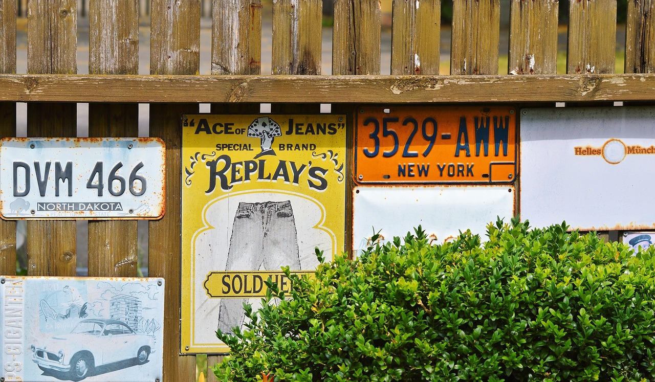 Image - license plate car shield