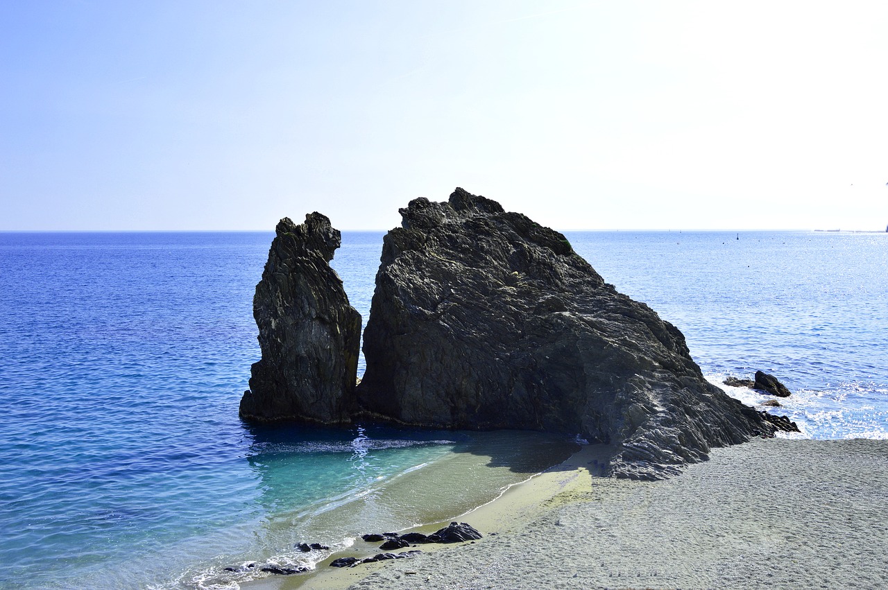 Image - rock sea italy monterosso al mare