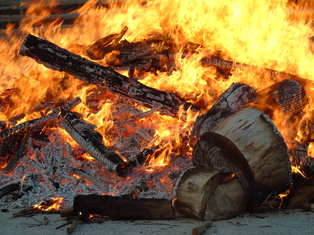 Image - fire wood winter campfire bonfire