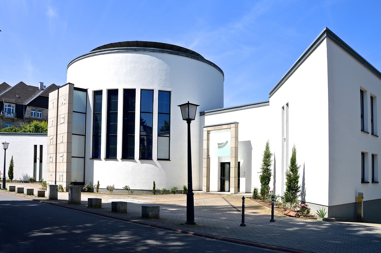 Image - synagogue building architecture