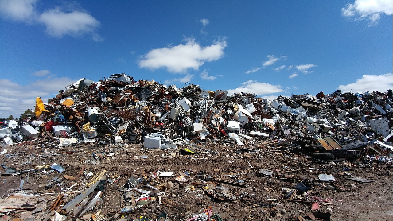 Image - scrapyard metal waste junk recycle