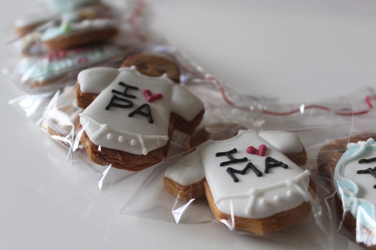 Image - biscuit received salivary