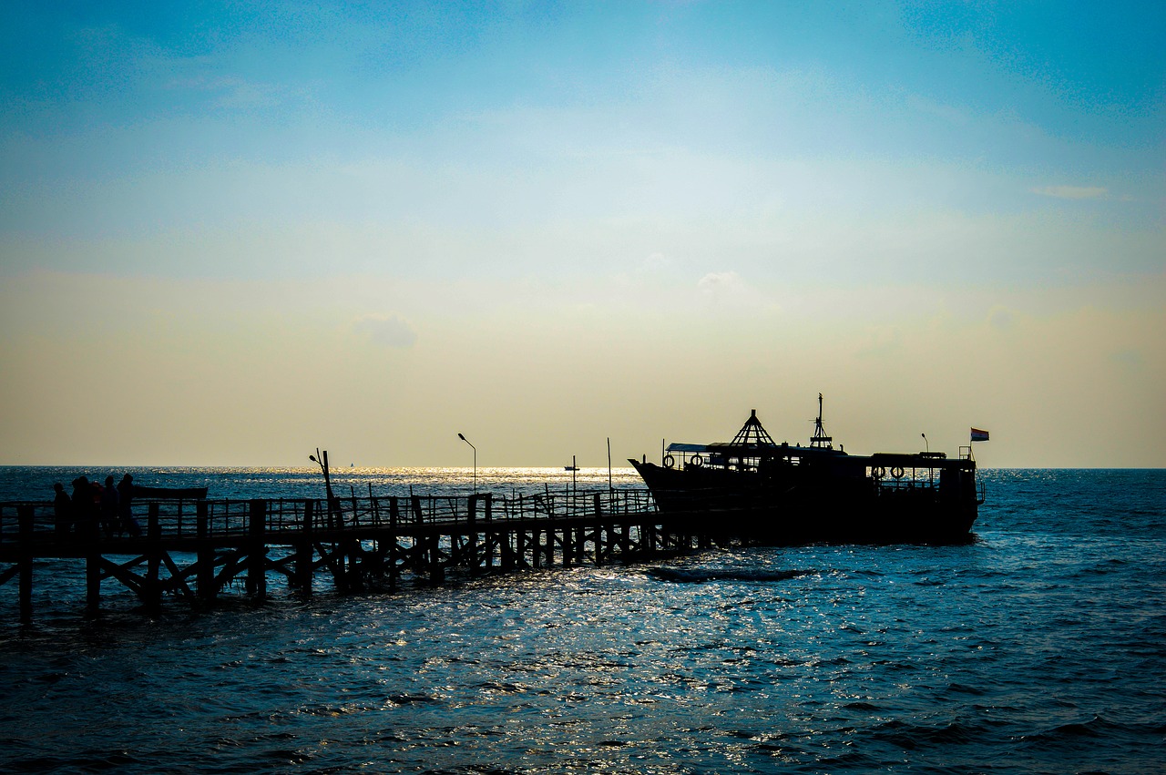 Image - beach india ships sea seaside