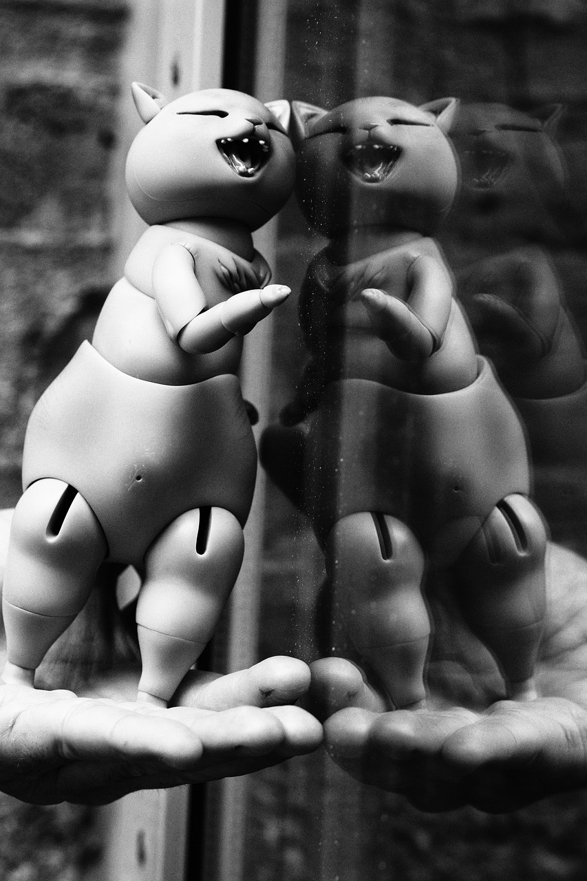 Image - toy reflection fun hands