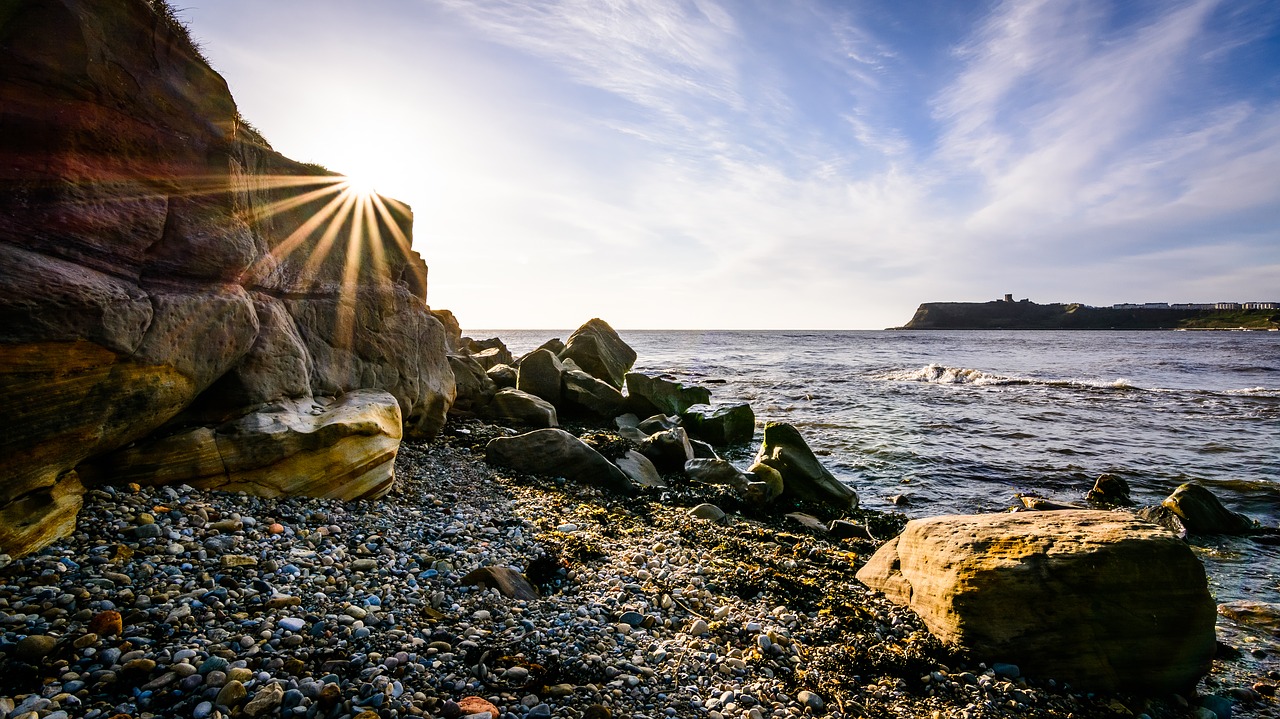 Image - seascape sunrise scarborough