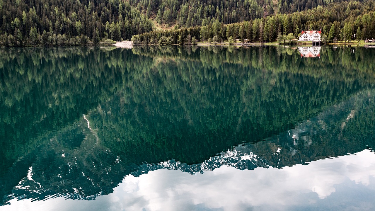 Image - lake mountain lake bergsee water