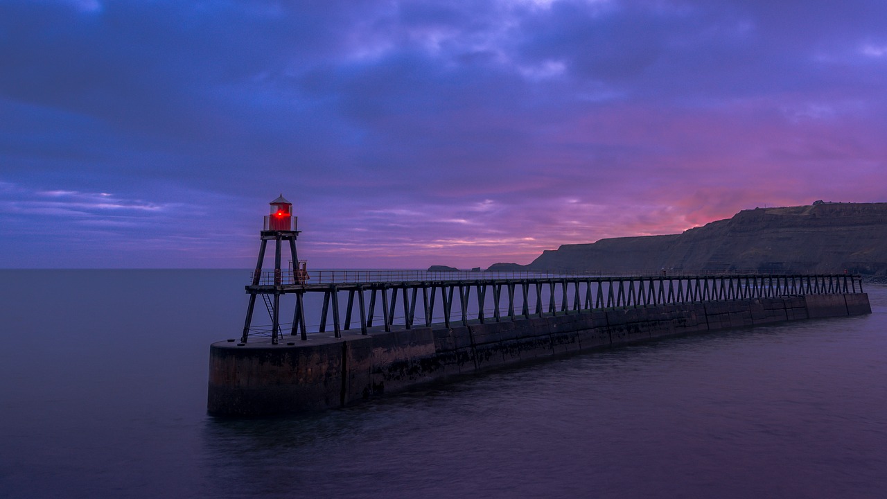 Image - whitby east pier pier yorkshire
