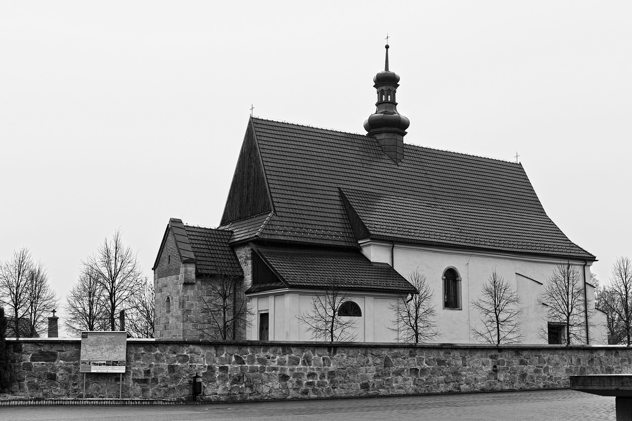 Image - dziekanowice church romance