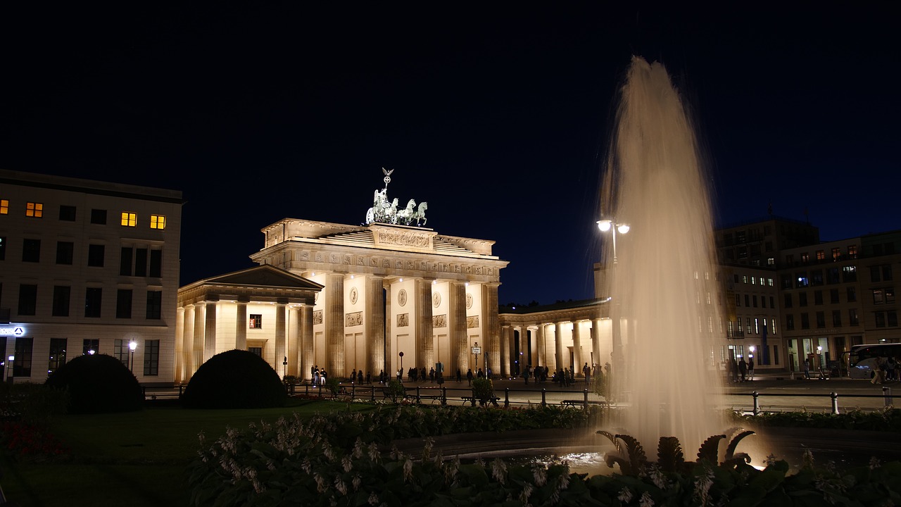 Image - brandenburg gate berlin goal