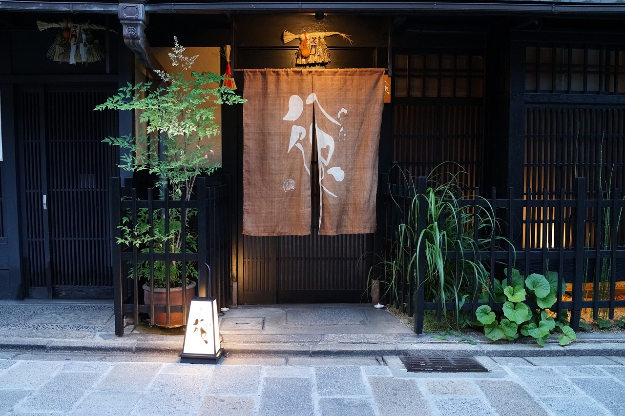 Image - japan restaurant front traditional