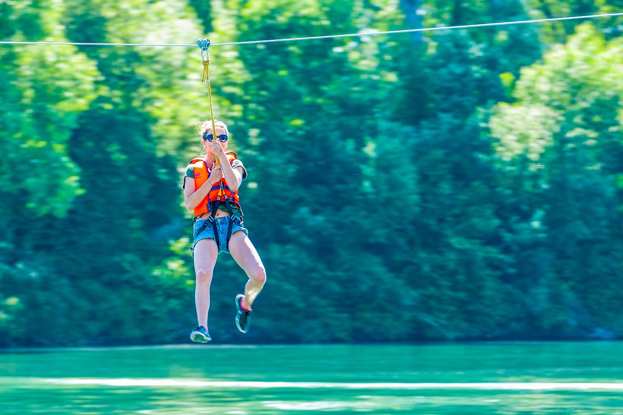 Image - zipline river rhône child