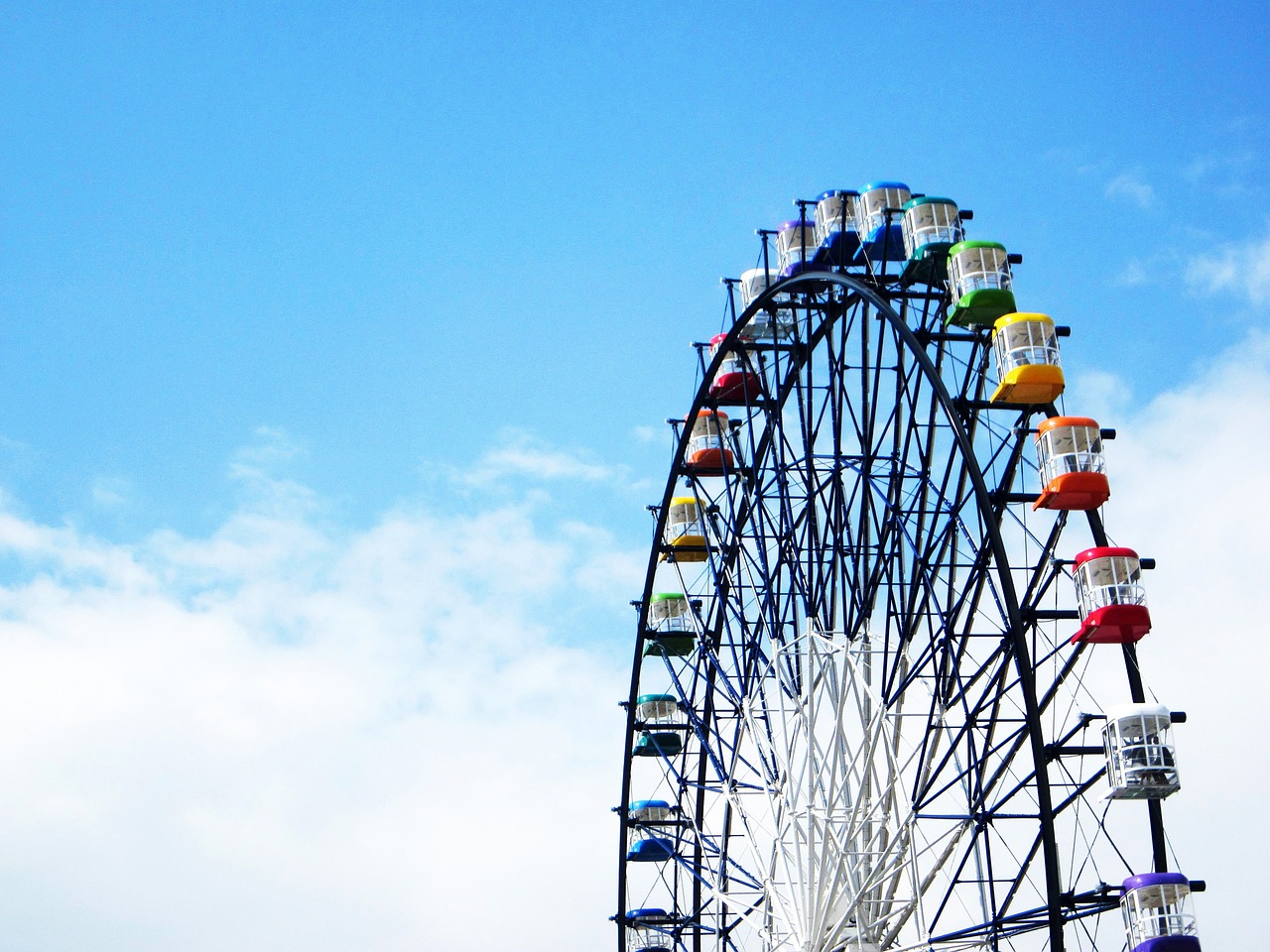 Image - ferris wheel colorful blue sky