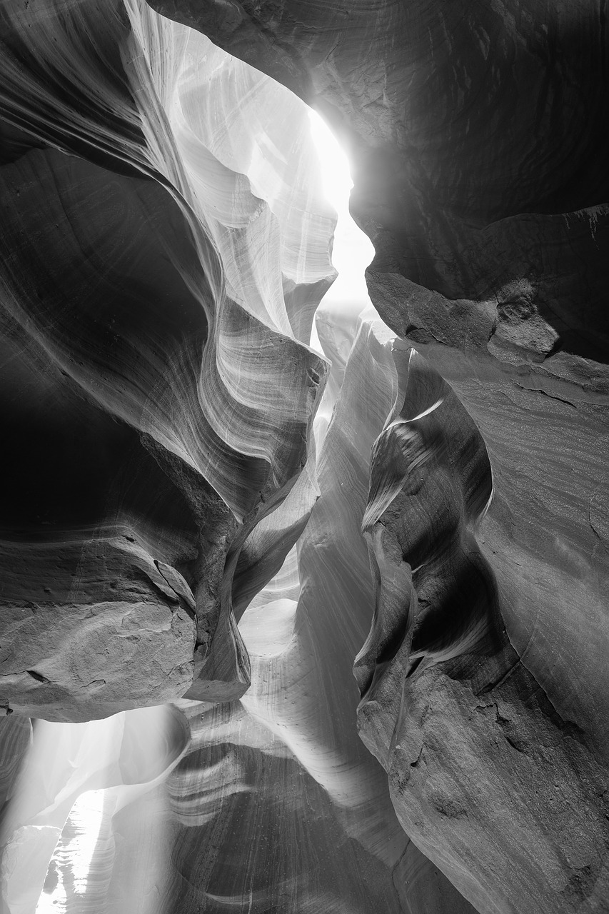 Image - antelope valley beam black and white