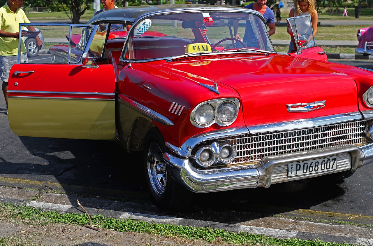 Image - cuba antique car chevrolet chevy