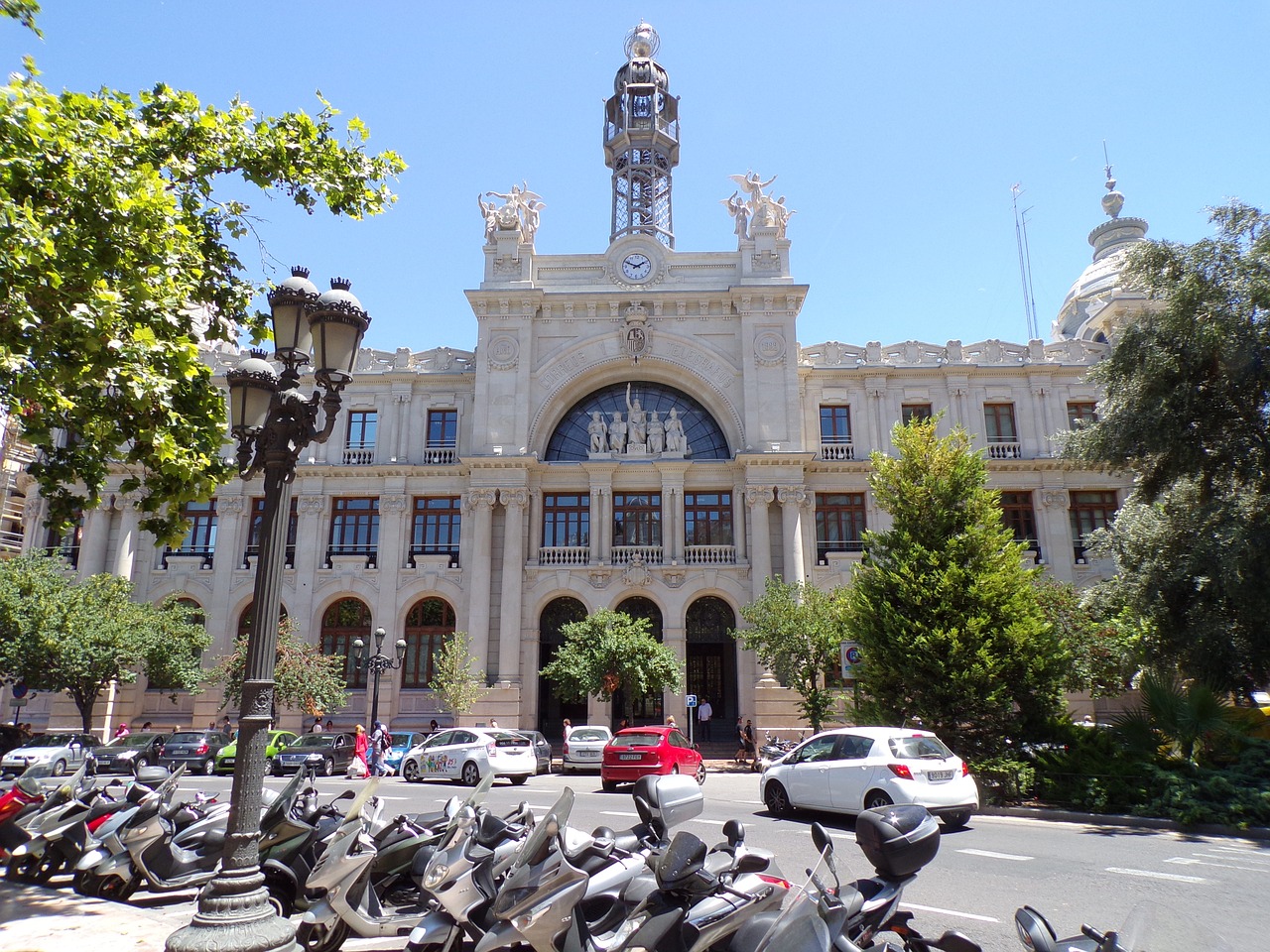 Image - spain value palazzo poste