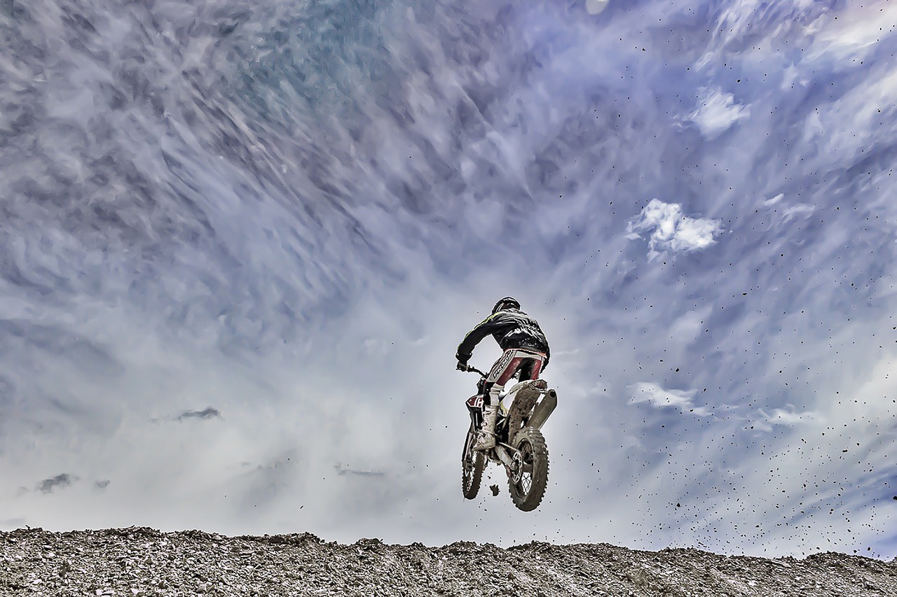 Image - enduro jump bike