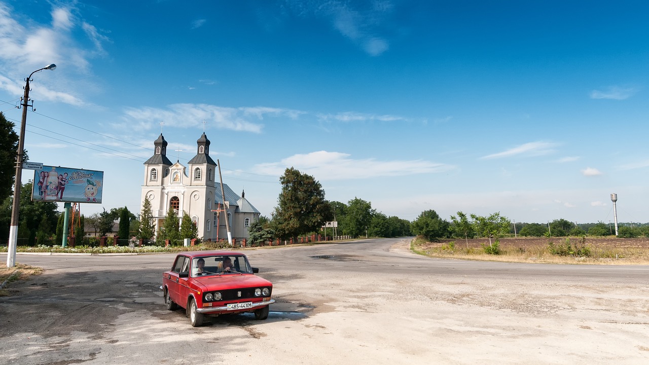 Image - red lada auto ukraine