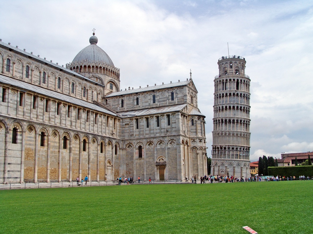 Image - italy pisa askew leaning tower