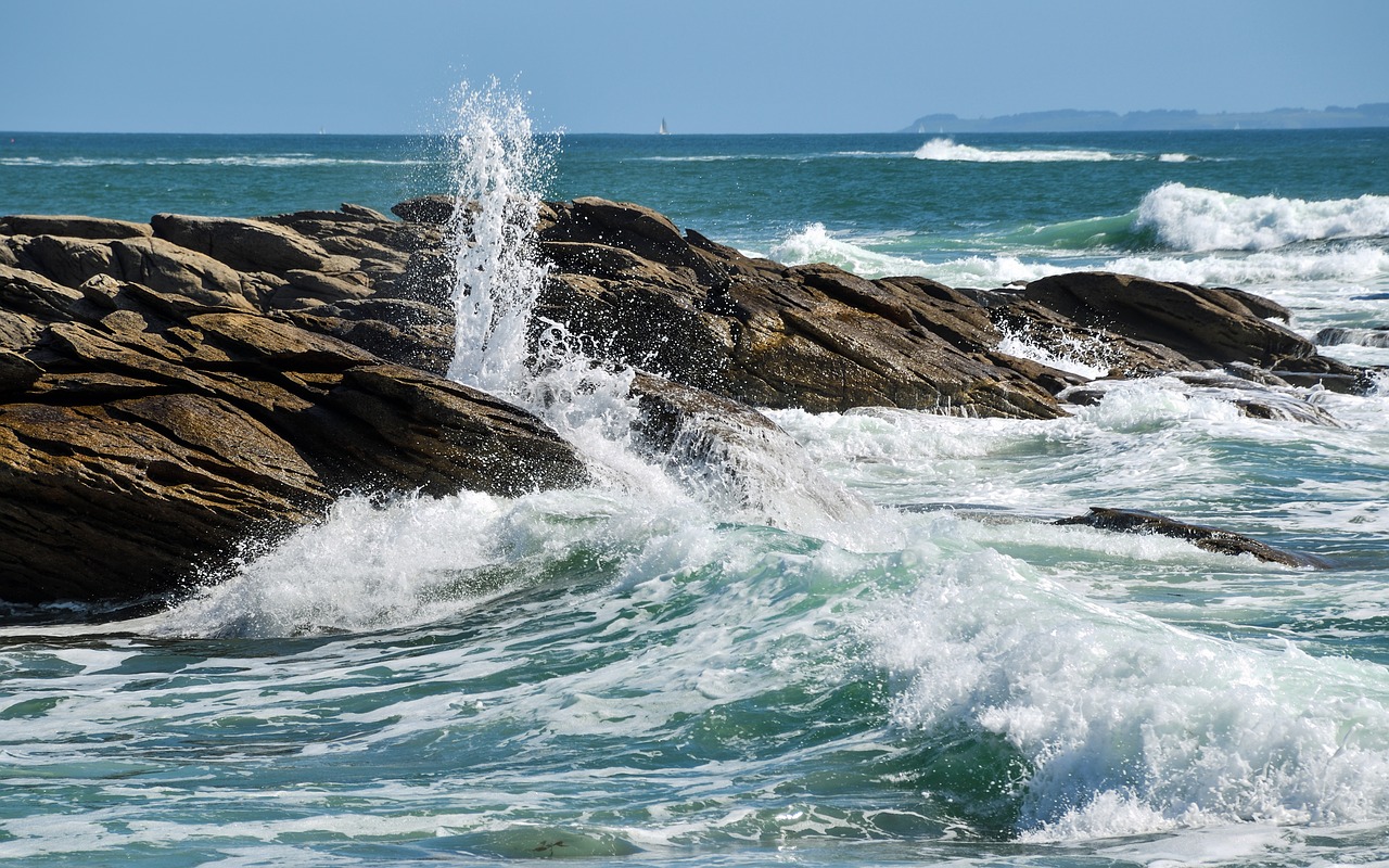 Image - sea rock wave scum brittany