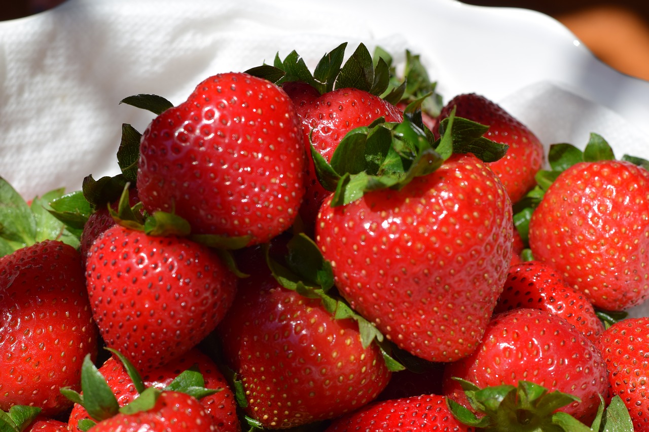 Image - strawberry strawberries fruit food