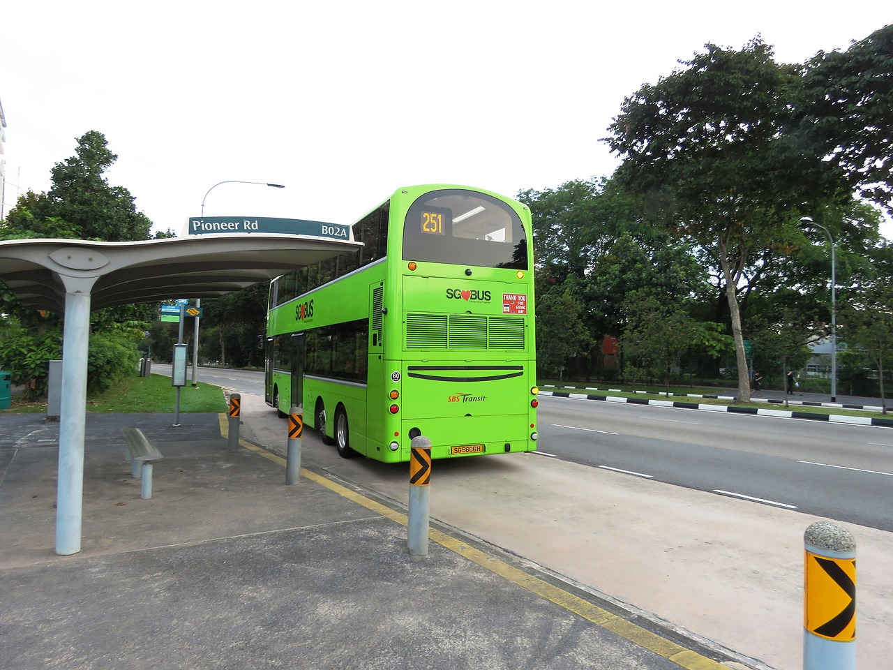 Image - bus bus stop singapore