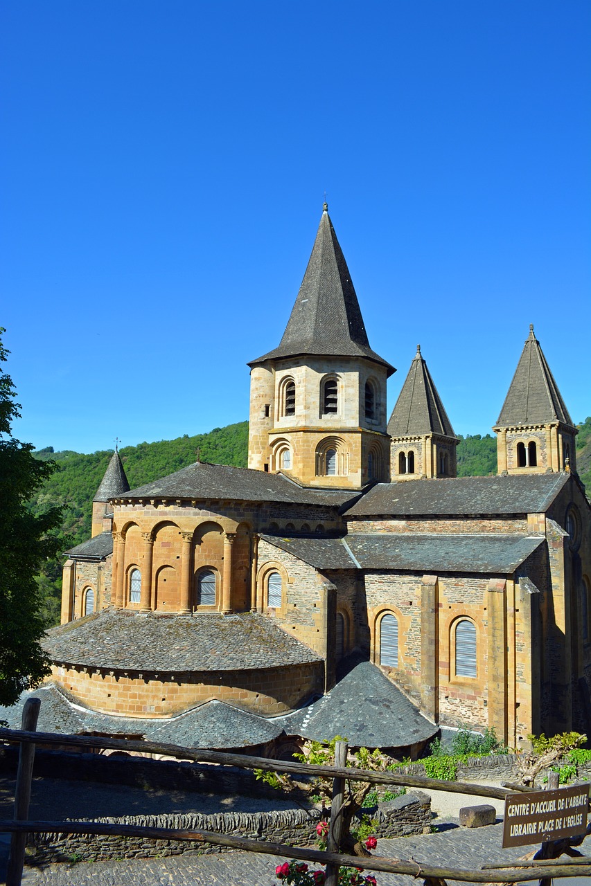 Image - conques aveyron abbey church