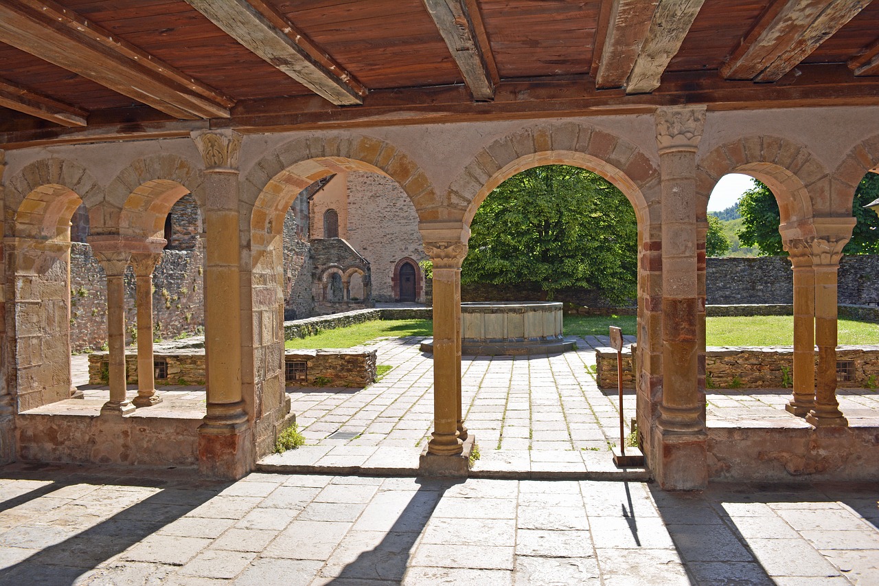 Image - conques aveyron abbey church