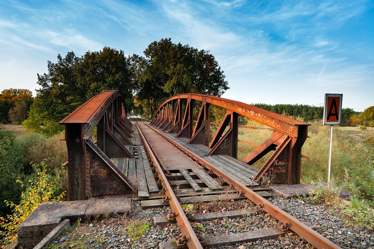 Image - old steel arch bridge godenstedt