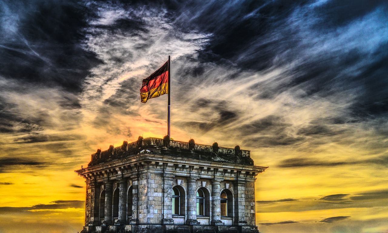 Image - bundestag german flag reichstag