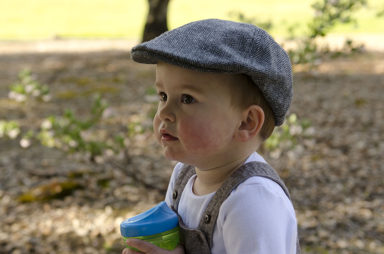 Image - boy toddler drink cute