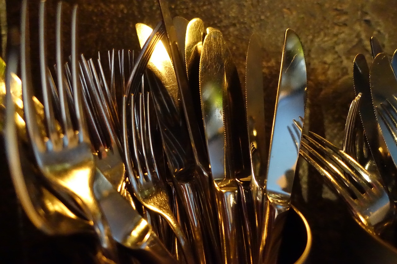 Image - cutlery forks knives restaurant