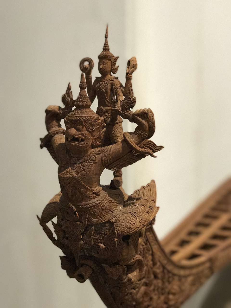 Image - wood carving royal barge vishnu