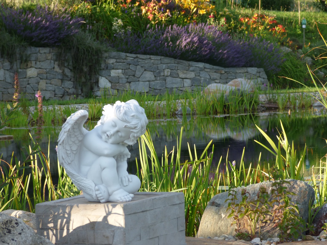Image - angel garden sculpture water