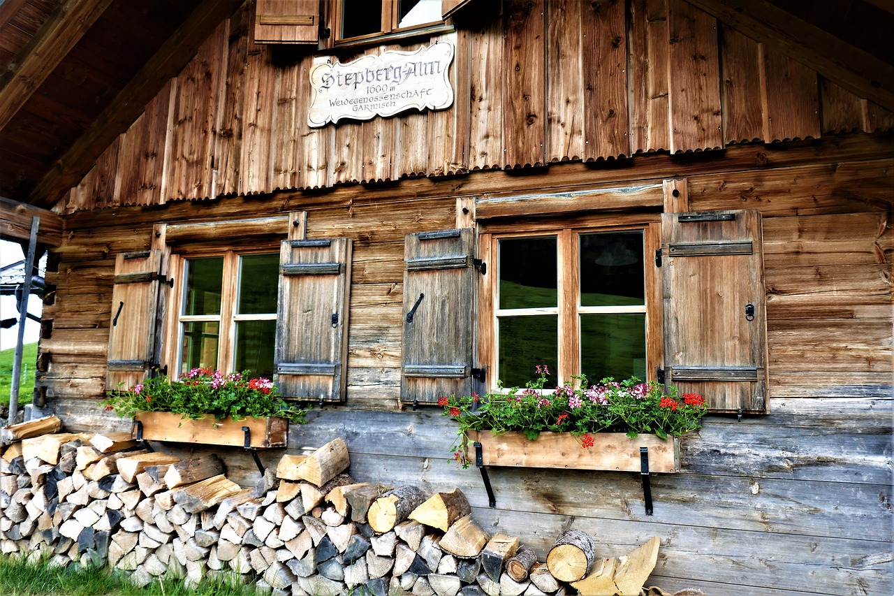 Image - alm mountain hut step pasture hut