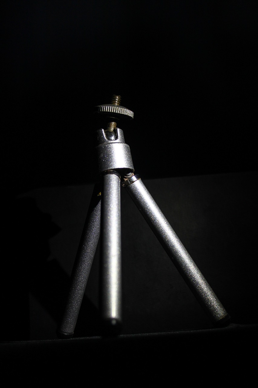 Image - tripod black ministand