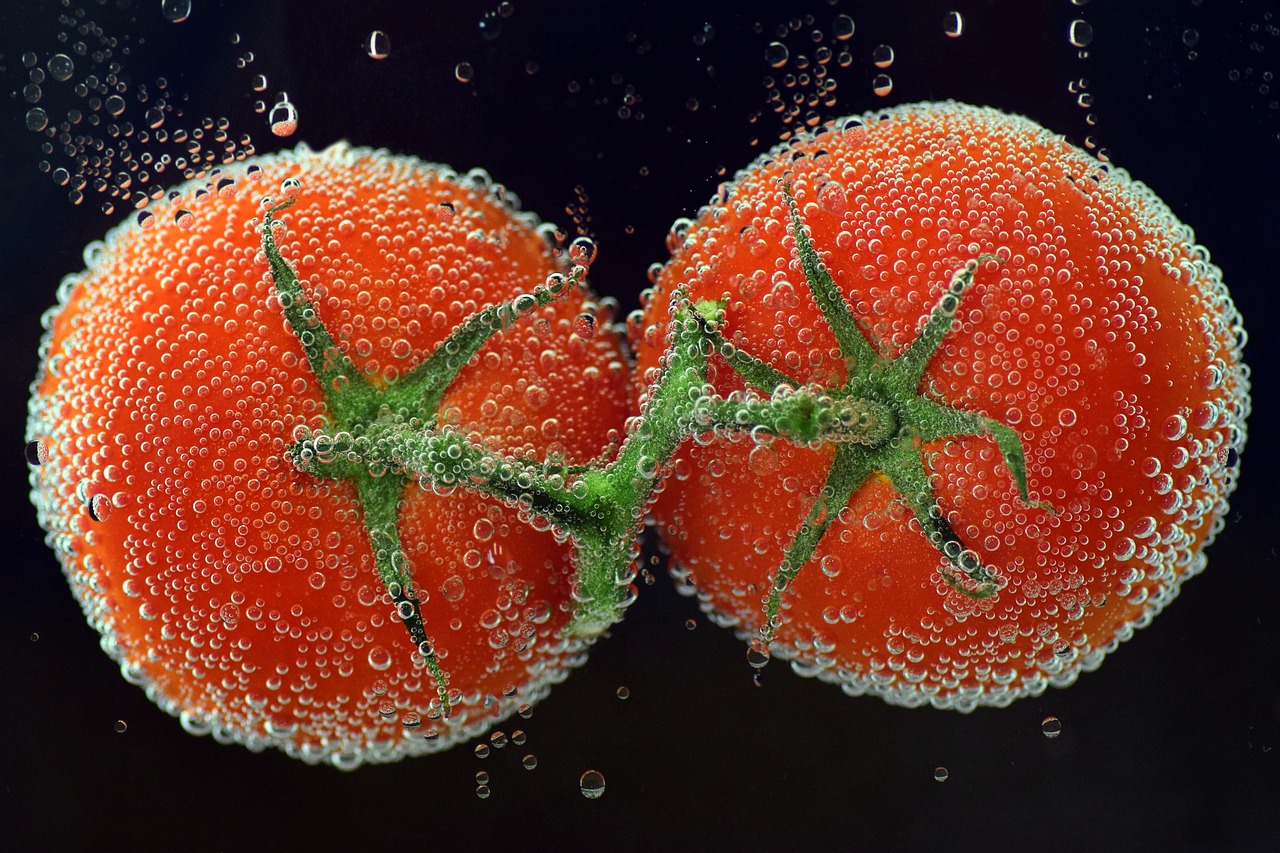 Image - tomatoes about red vegetables food