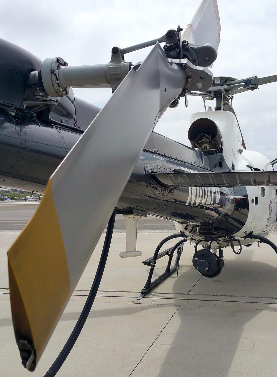 Image - helicopter police rotor fly