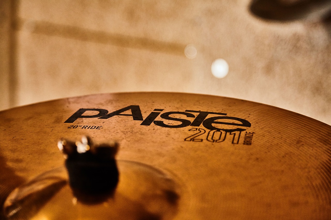 Image - cymbal paiste drums drummer becken
