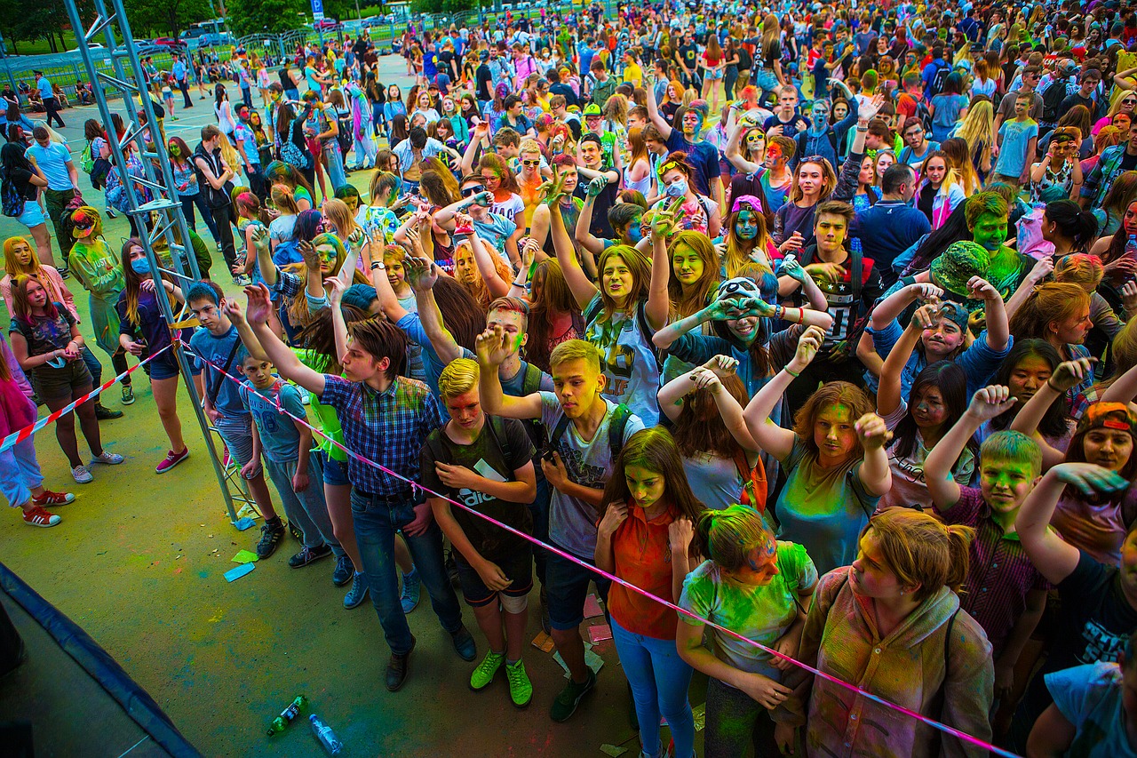 Image - the festival of colors holi moscow