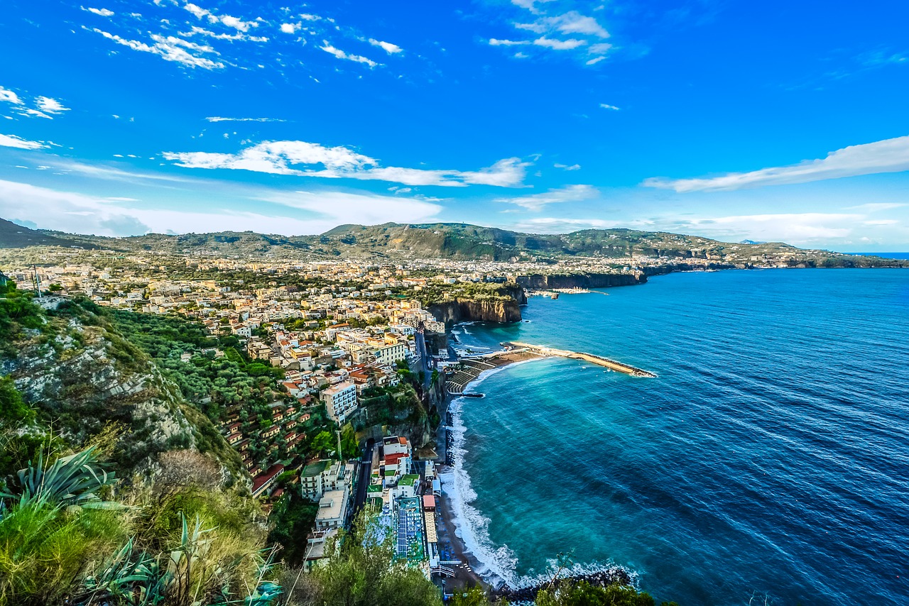 Image - amalfi coast shoreline italy