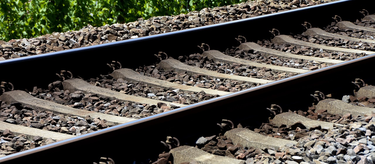 Image - seemed track railway railway line