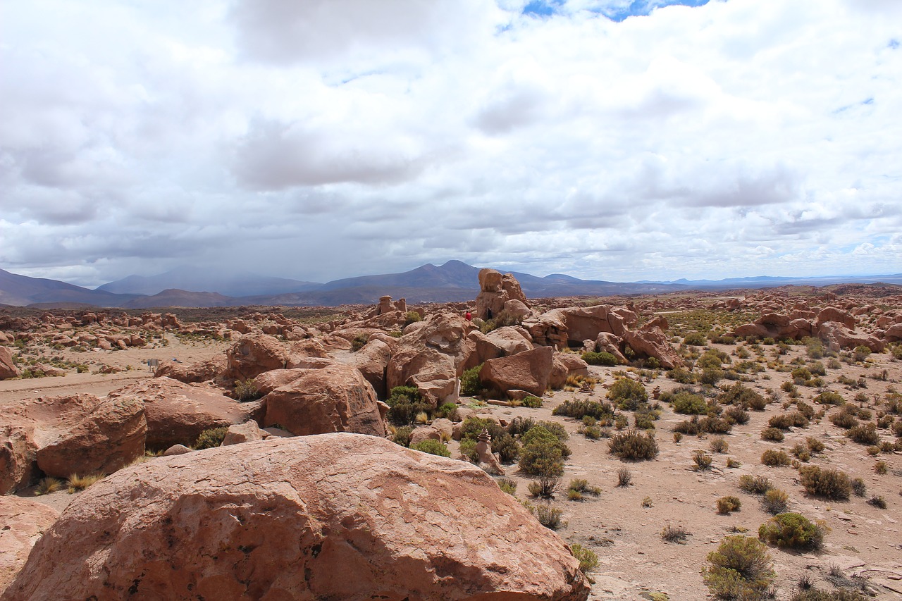 Image - desert bolvia stones