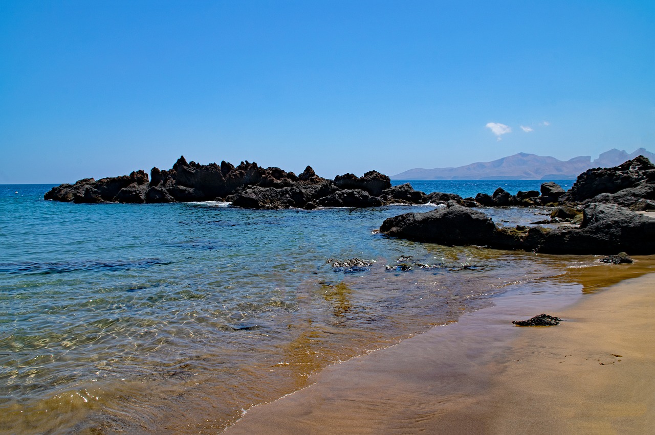 Image - puerto del carmen playa chica
