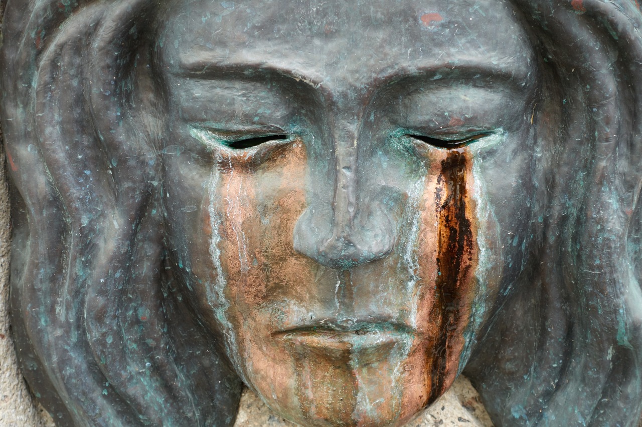 Image - sculpture mask tears bronze sadness