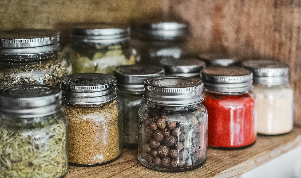 Image - spices shelf jar kitchen cooking