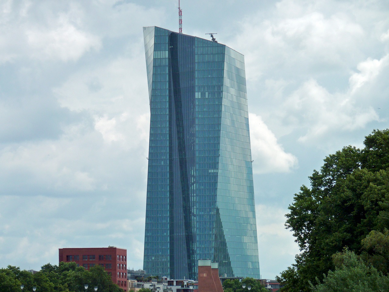 Image - bank euro european central bank ecb