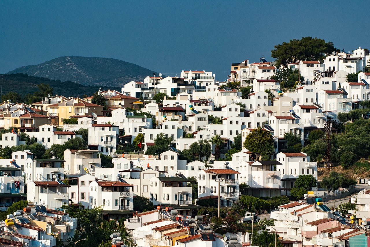 Image - kuşadası turkey mountains kusadasi