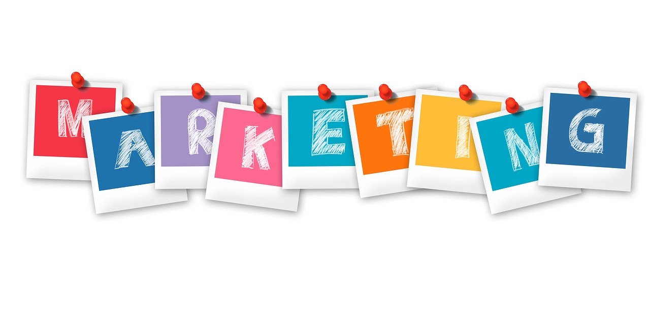 Image - marketing customer polaroid center